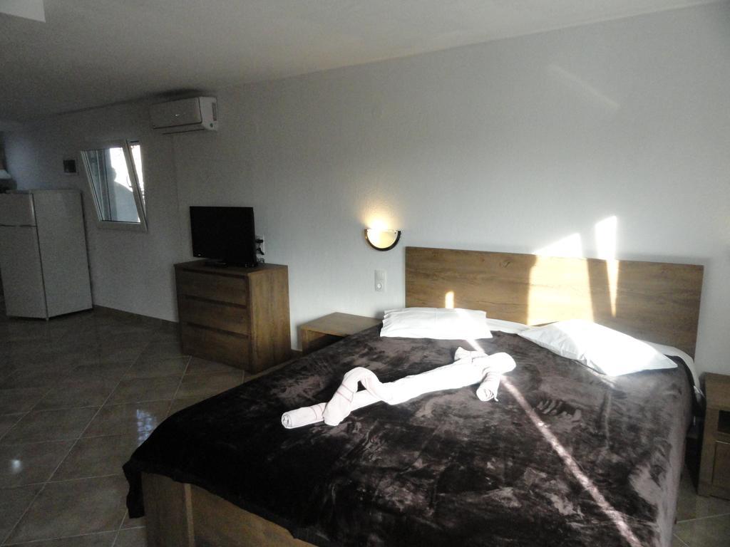 Apartmán Delfini House Asproválta Exteriér fotografie